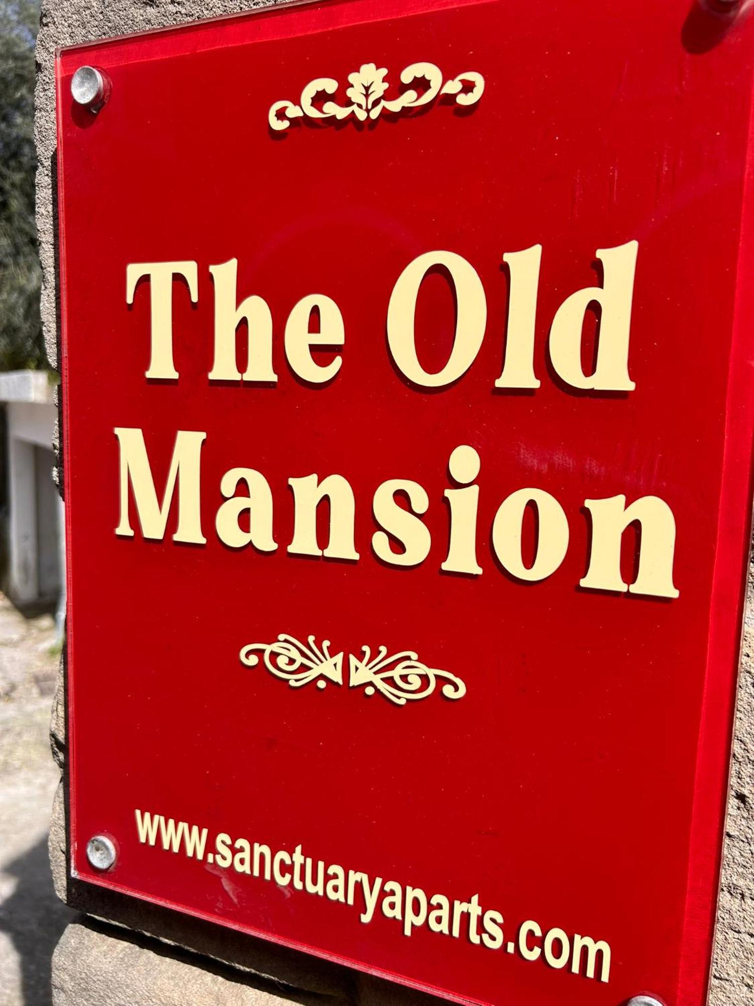 The Old Mansion Apartment Sinarádes Exterior foto